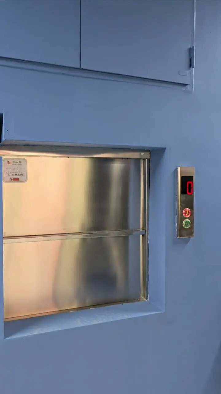Ashensor Shërbimi (Dumbwaiter)